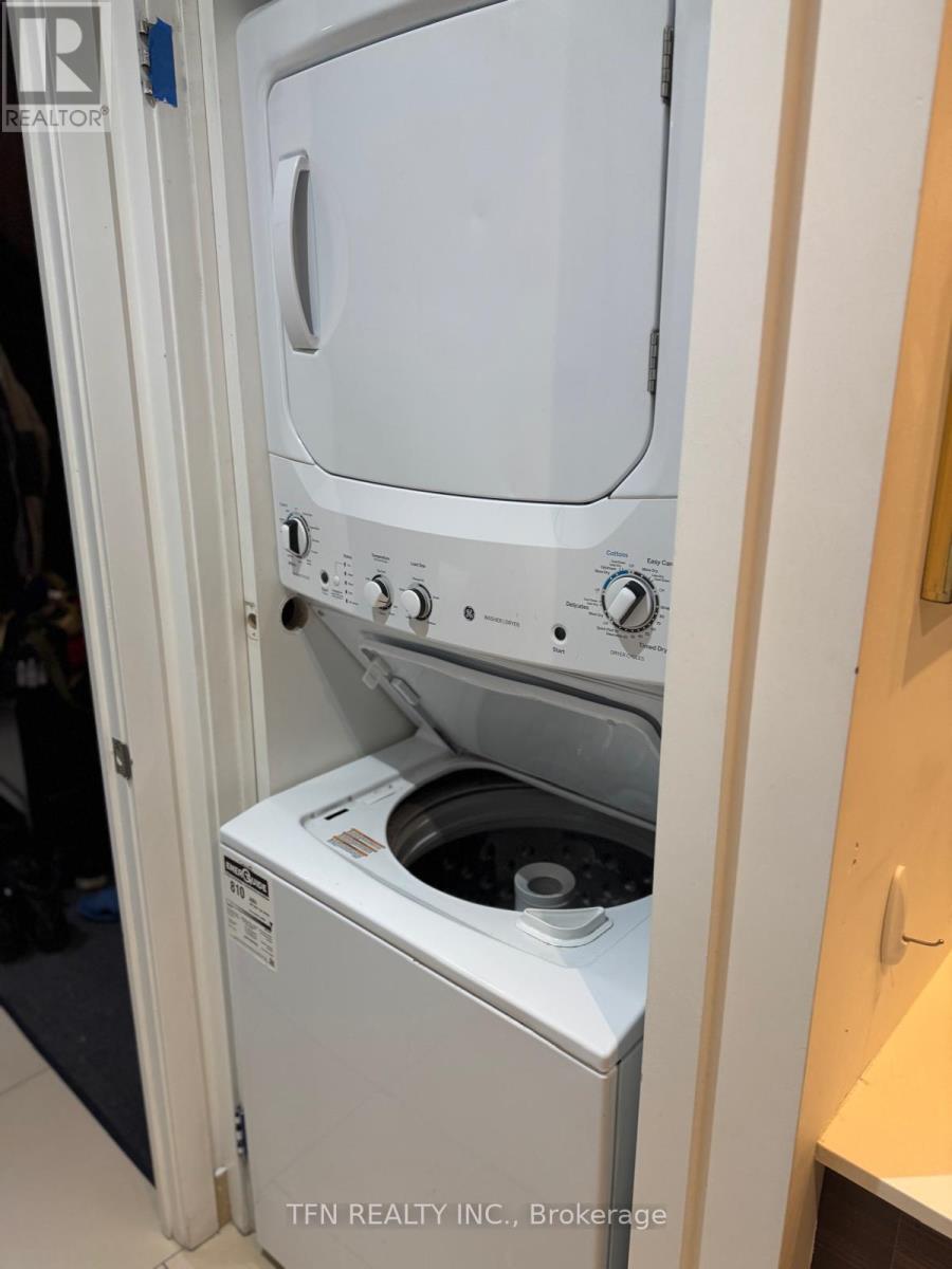 217 - 3 Market Street, Toronto, Ontario  M5E 0A3 - Photo 4 - C12541802