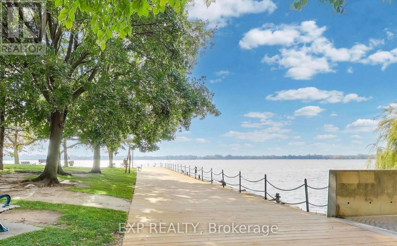 2017 - 33 Harbour Square, Toronto, Ontario  M5J 2G2 - Photo 30 - C12541820