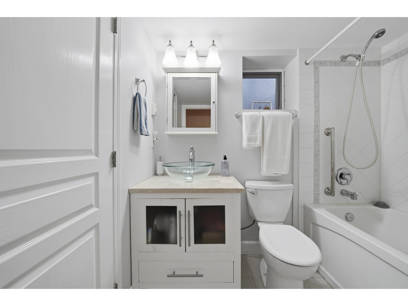 105 6385 121 Street, Surrey, British Columbia  V3X 3K6 - Photo 19 - R3067147