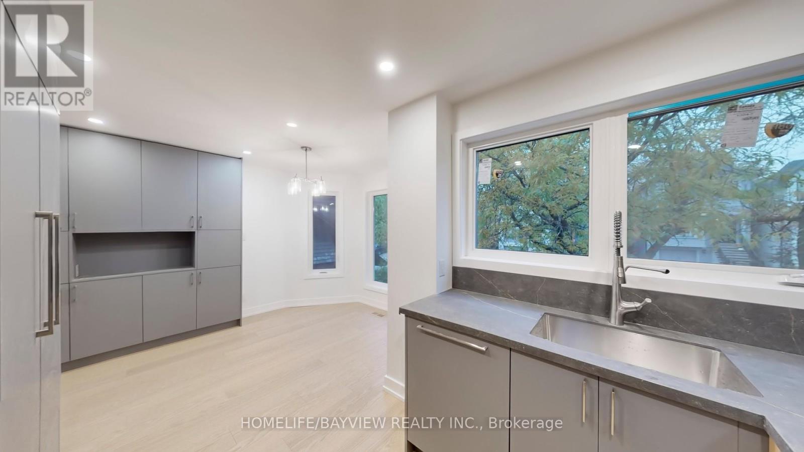 110 Roslin Avenue, Toronto, Ontario M4N 1Z4 - Photo 12 - C12521958