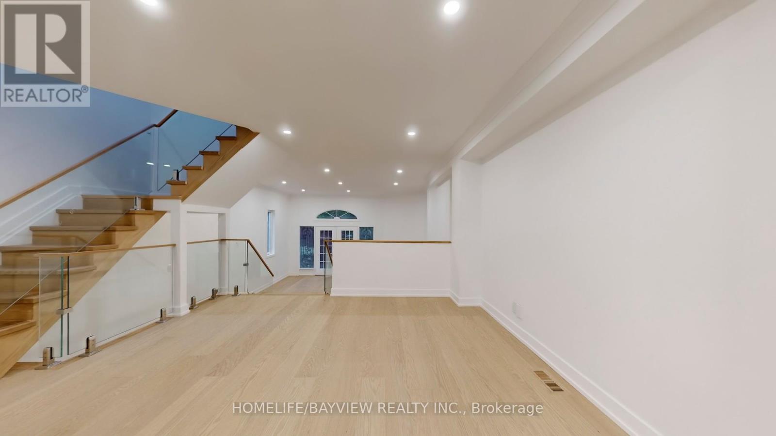 110 Roslin Avenue, Toronto, Ontario M4N 1Z4 - Photo 14 - C12521958