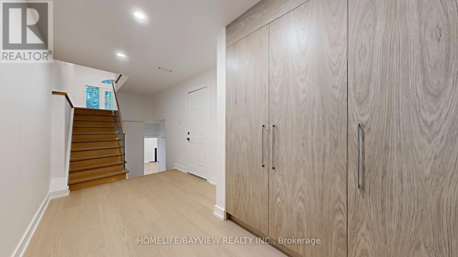 110 Roslin Avenue, Toronto, Ontario M4N 1Z4 - Photo 3 - C12521958