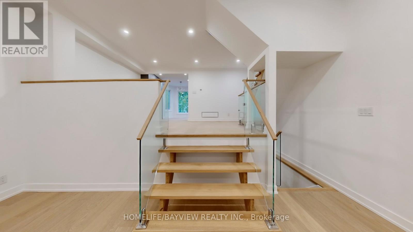 110 Roslin Avenue, Toronto, Ontario M4N 1Z4 - Photo 7 - C12521958