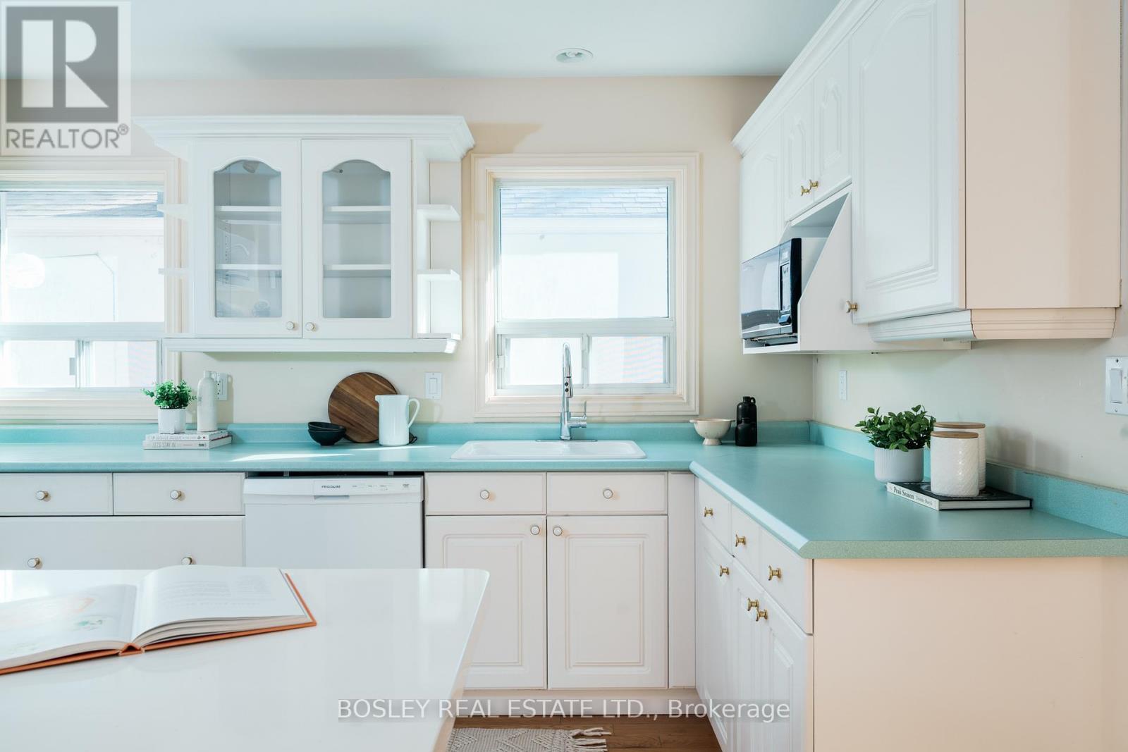 309 Warden Avenue, Toronto, Ontario  M1N 3A3 - Photo 5 - E12541742