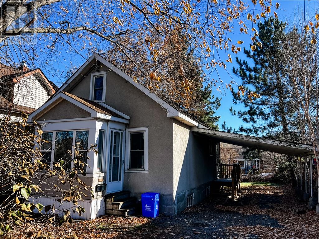 379 Ontario Street, Sudbury, Ontario P3E 4K3 - Photo 1 - 2125597