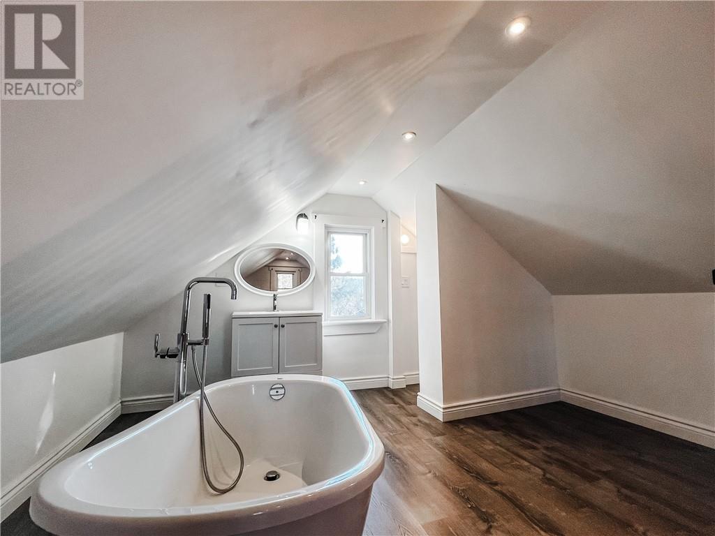 379 Ontario Street, Sudbury, Ontario P3E 4K3 - Photo 14 - 2125597