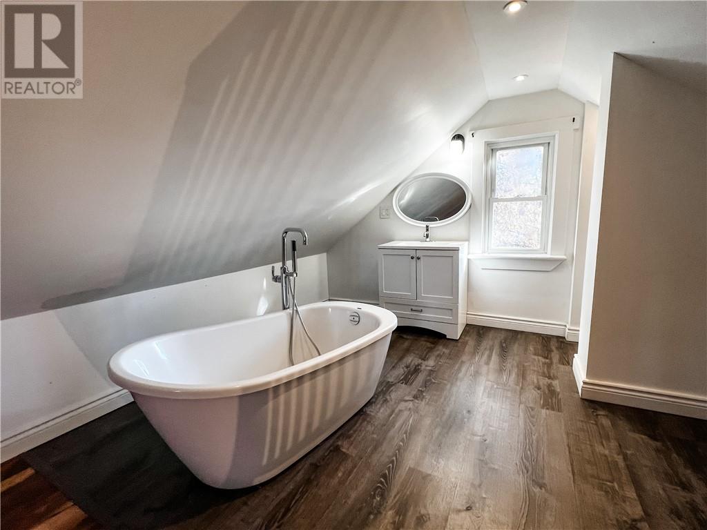 379 Ontario Street, Sudbury, Ontario P3E 4K3 - Photo 15 - 2125597