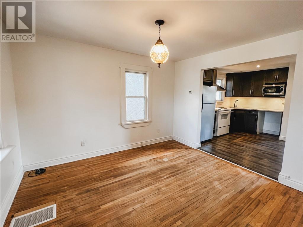 379 Ontario Street, Sudbury, Ontario P3E 4K3 - Photo 9 - 2125597