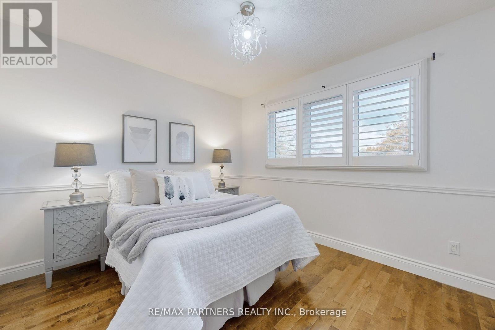 6 Geoffrey Crescent, Whitchurch-Stouffville, Ontario  L4A 5A6 - Photo 33 - N12541576