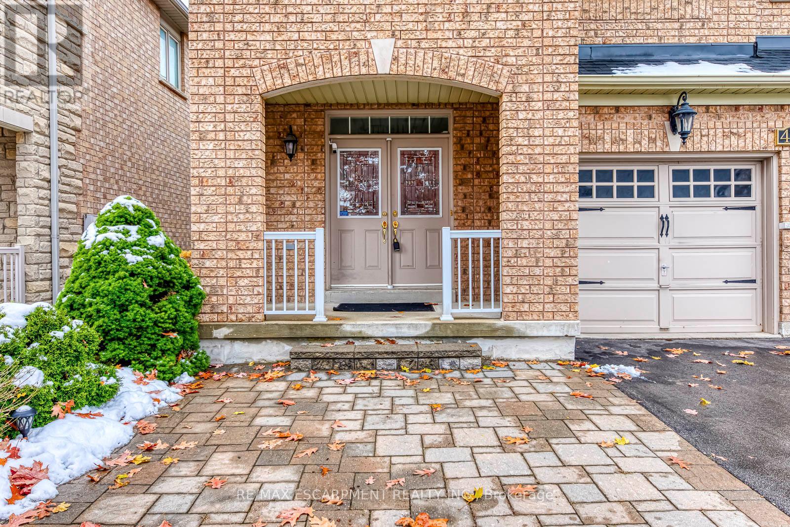 470 Peter Rupert Avenue, Vaughan, Ontario  L6A 0M6 - Photo 2 - N12541606