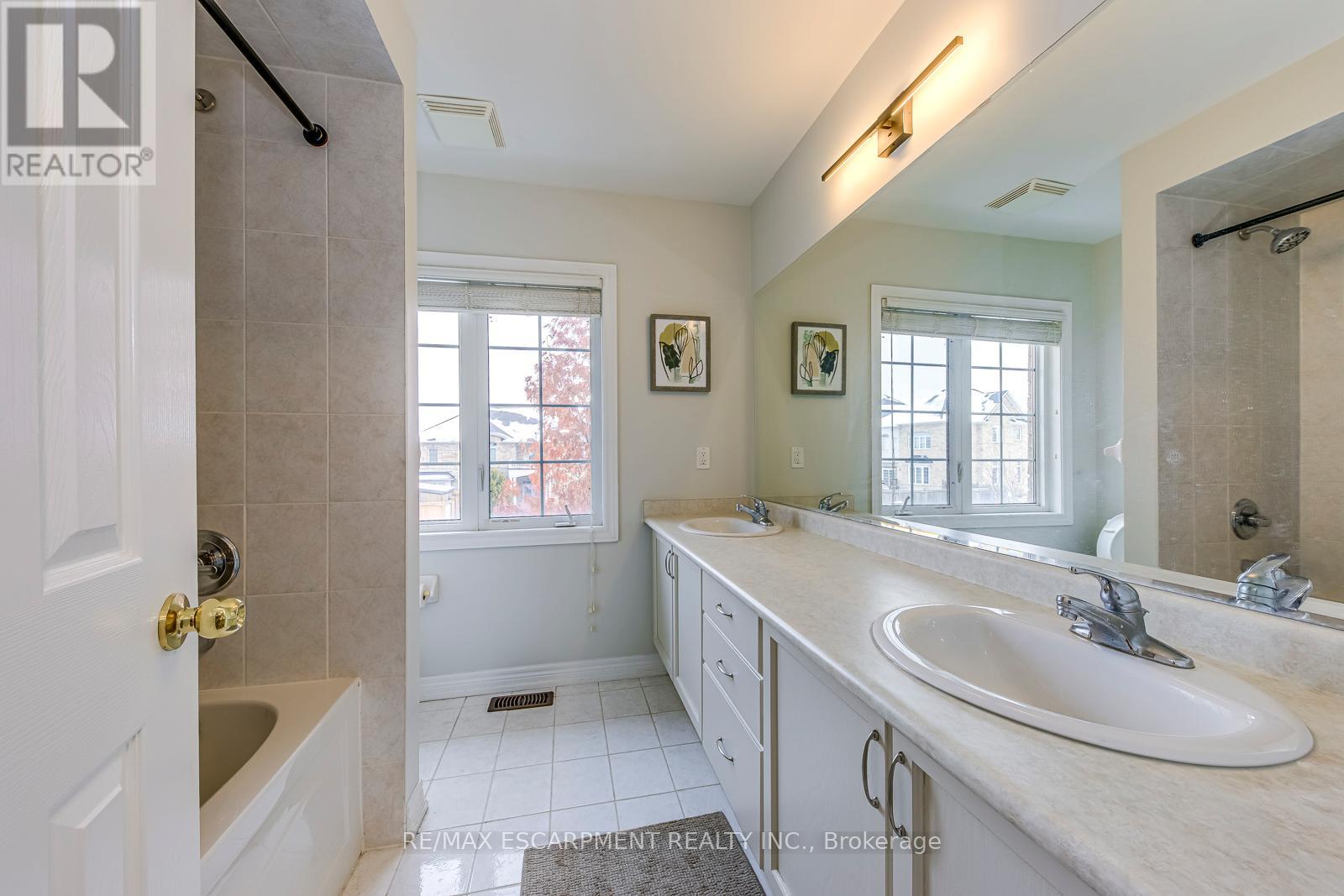 470 Peter Rupert Avenue, Vaughan, Ontario  L6A 0M6 - Photo 31 - N12541606