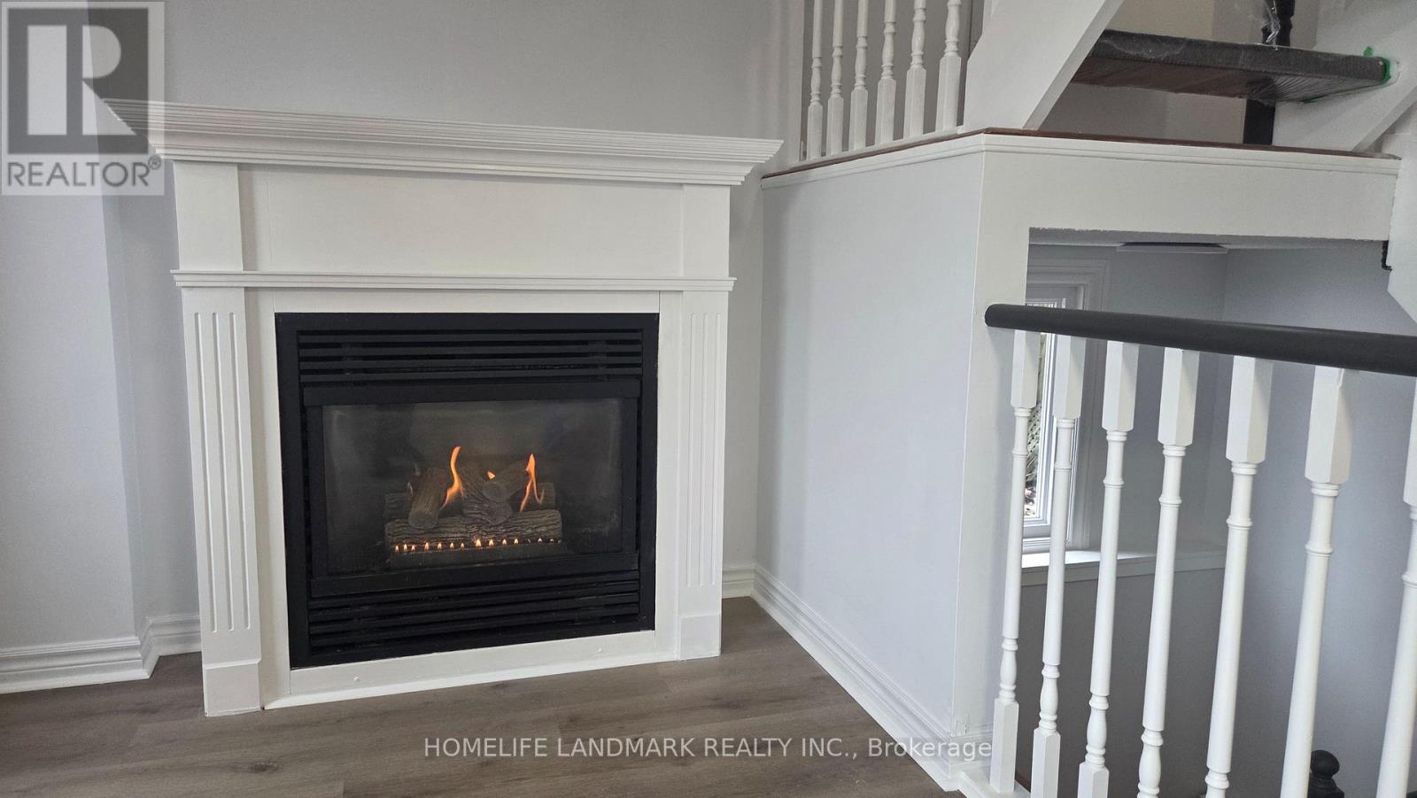 37 Annamaria Drive, Georgina, Ontario  L4P 3H7 - Photo 6 - N12541770