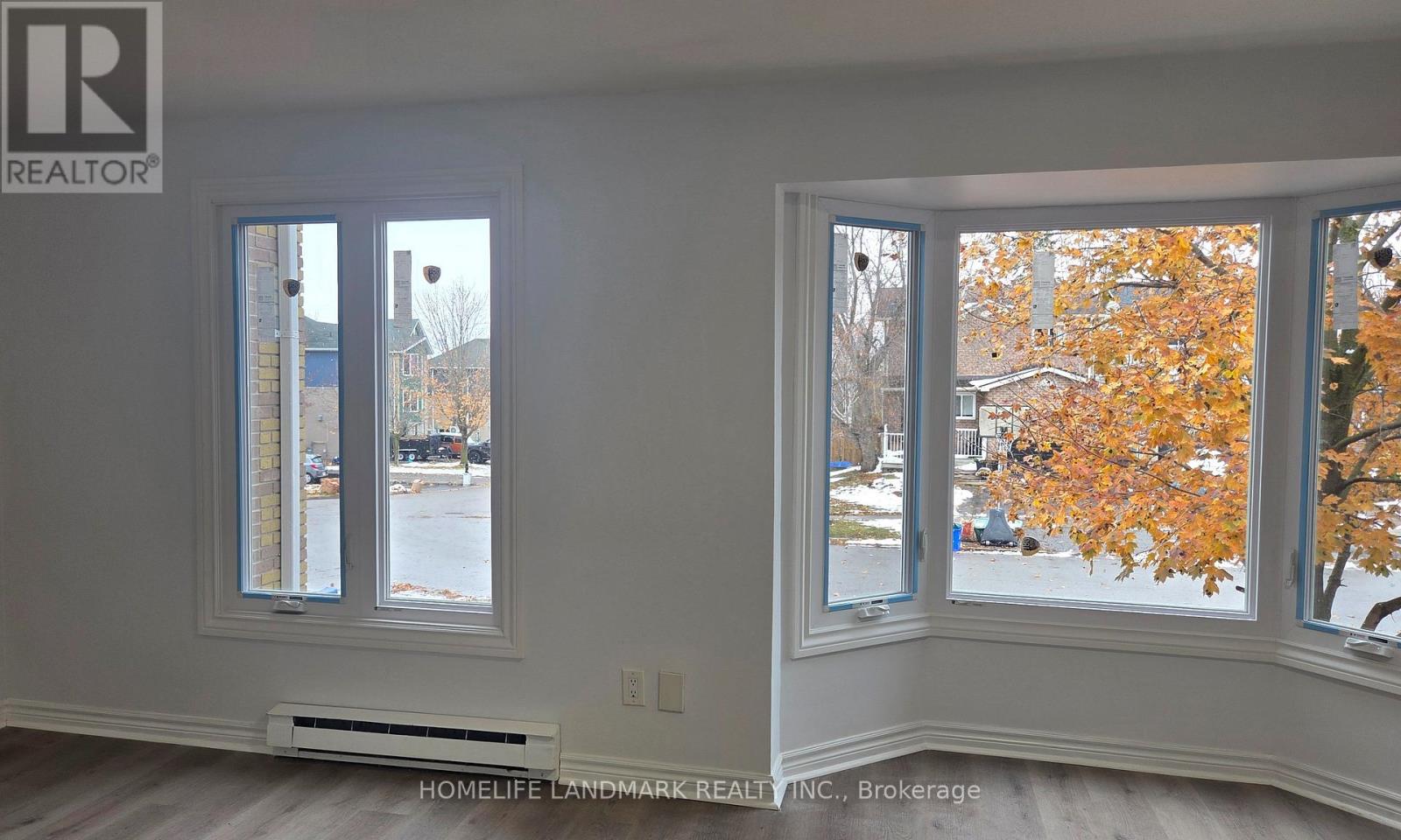 37 Annamaria Drive, Georgina, Ontario  L4P 3H7 - Photo 7 - N12541770