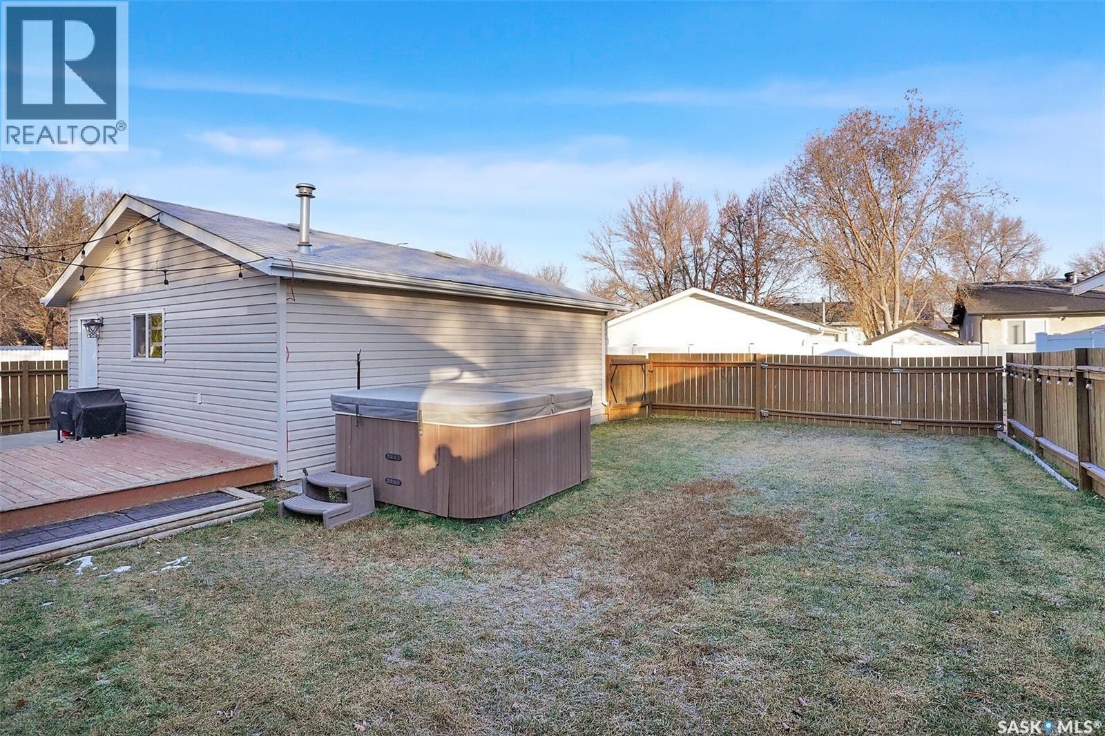 50 Newstead Avenue, Regina, Saskatchewan  S4X 1H2 - Photo 43 - SK023980