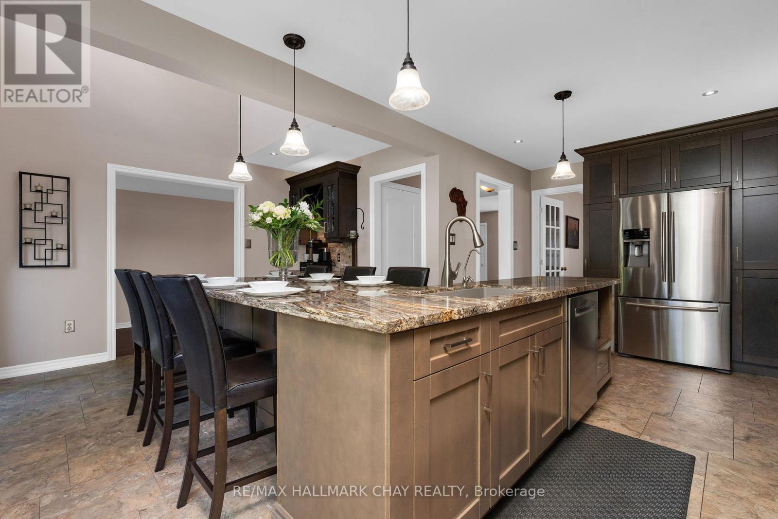 3 Meyer Avenue, Barrie, Ontario  L4M 6X2 - Photo 7 - S12541598