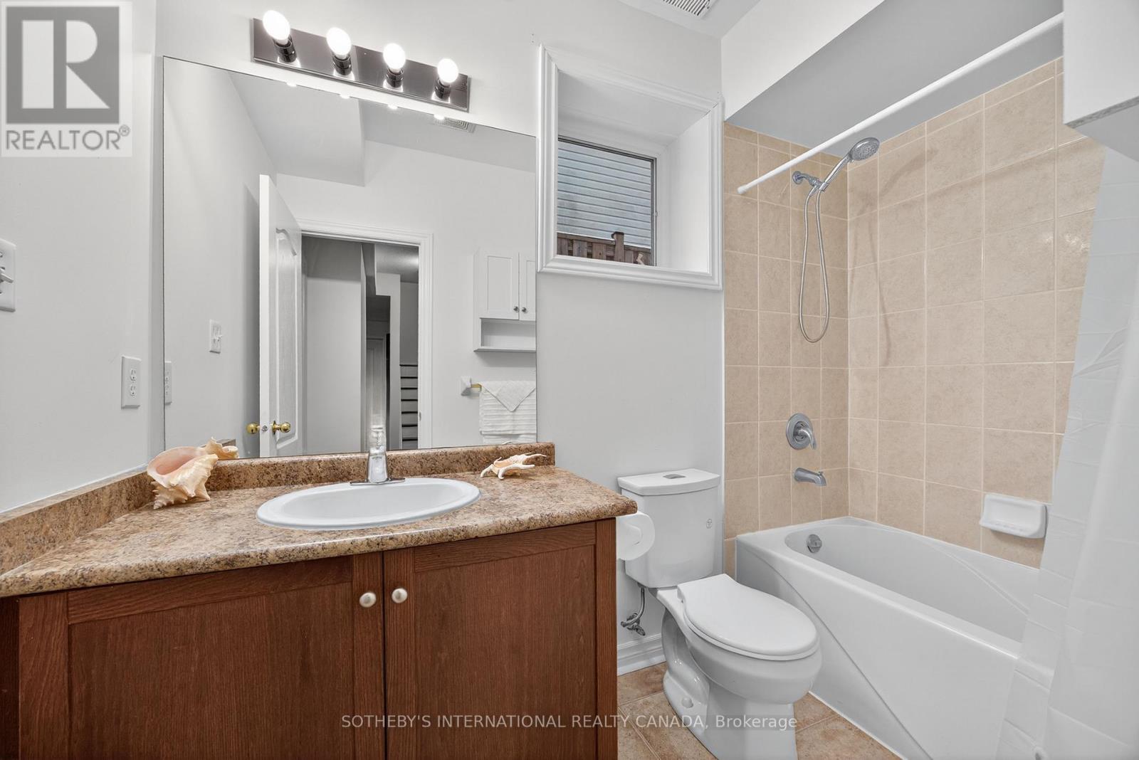 19 Grand Poplar Lane, Wasaga Beach, Ontario  L9Z 0C7 - Photo 27 - S12541640