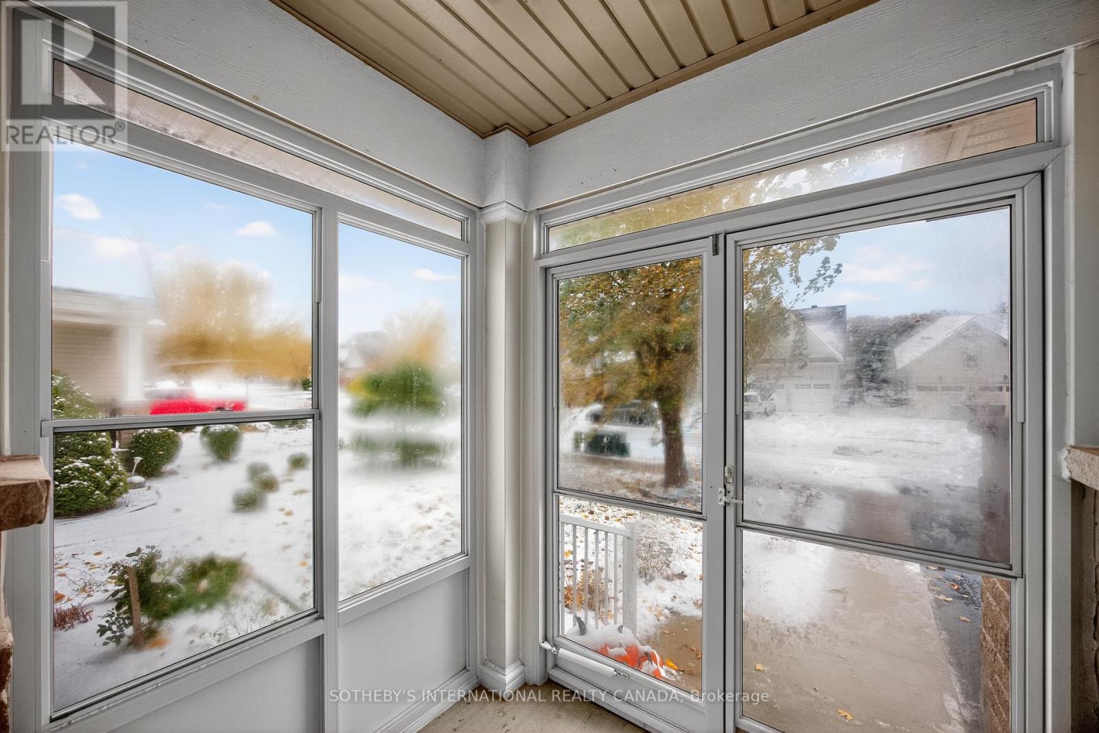 19 Grand Poplar Lane, Wasaga Beach, Ontario  L9Z 0C7 - Photo 6 - S12541640