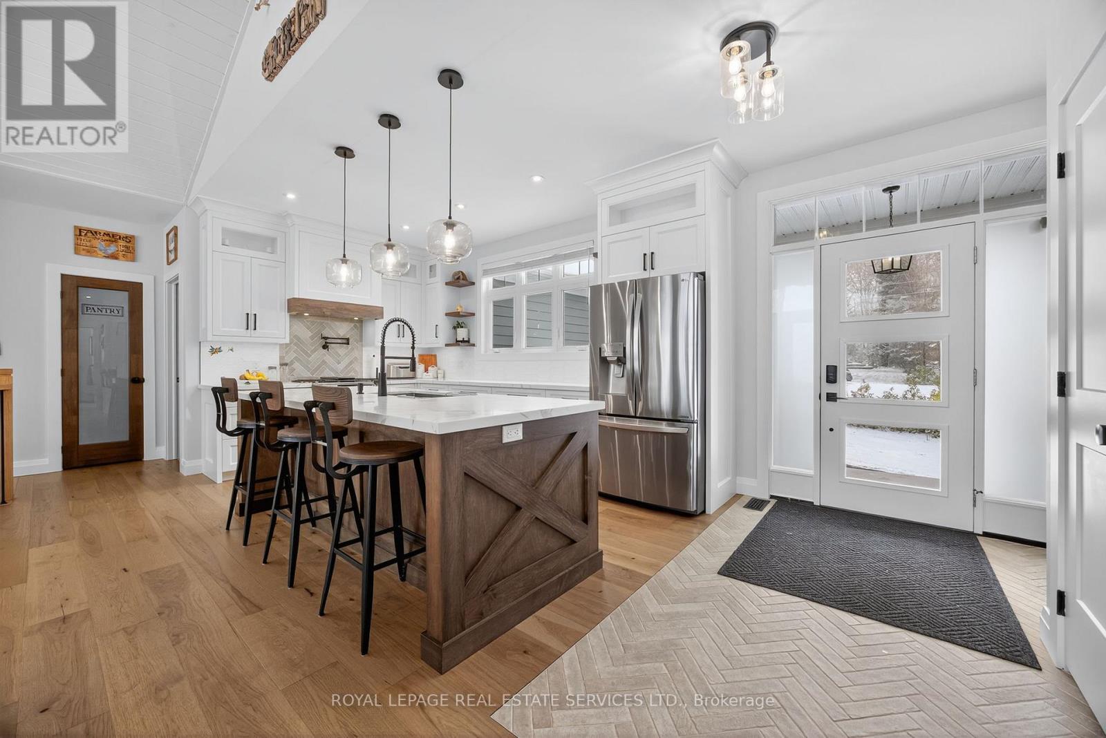 465 Parkview Court, Midland, Ontario  L4R 5G3 - Photo 3 - S12541652