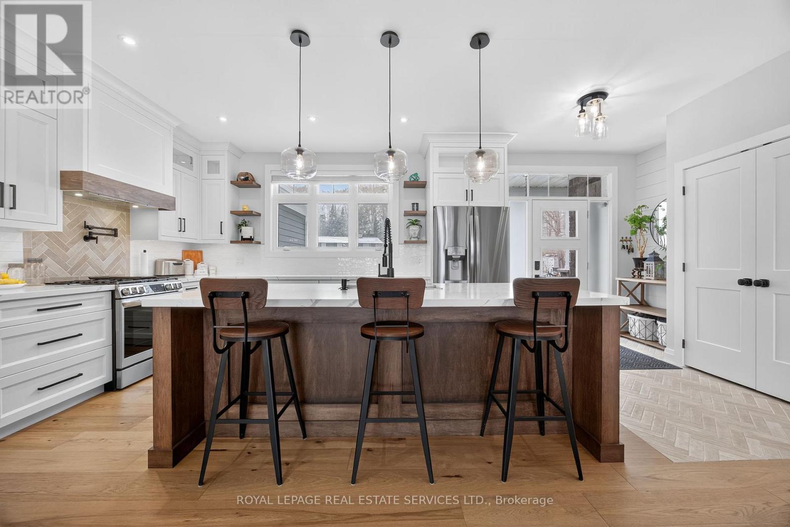 465 Parkview Court, Midland, Ontario  L4R 5G3 - Photo 4 - S12541652