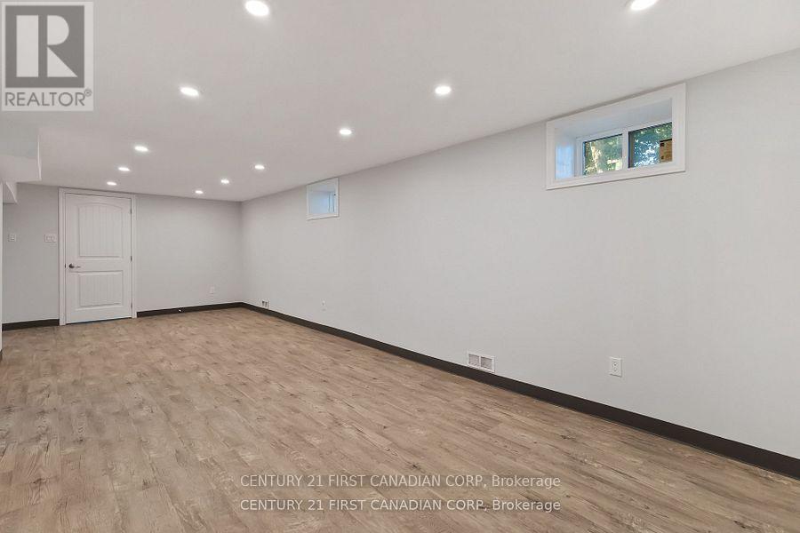 441 Belvedere Avenue, London South, Ontario  N6K 2R1 - Photo 33 - X12541890