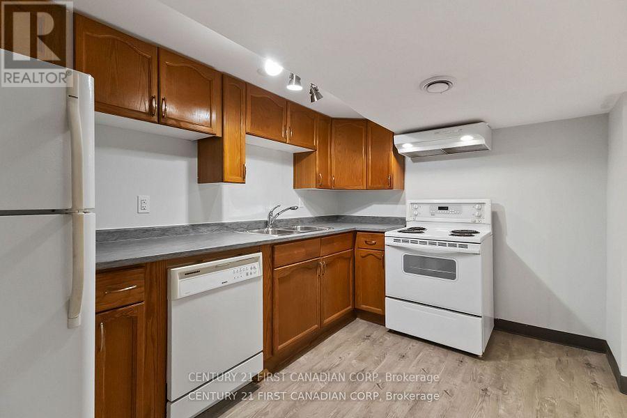 441 Belvedere Avenue, London South, Ontario  N6K 2R1 - Photo 35 - X12541890