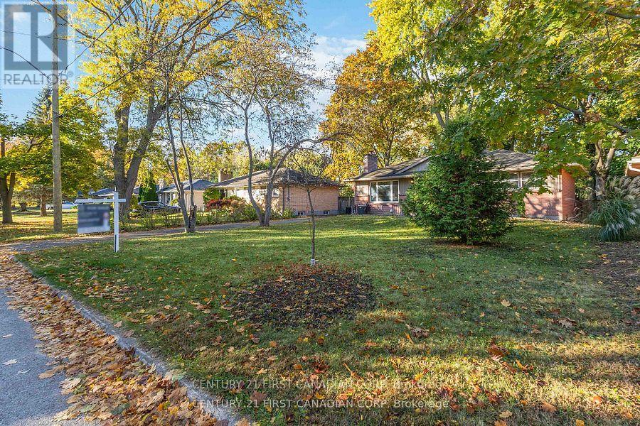 441 Belvedere Avenue, London South, Ontario  N6K 2R1 - Photo 4 - X12541890