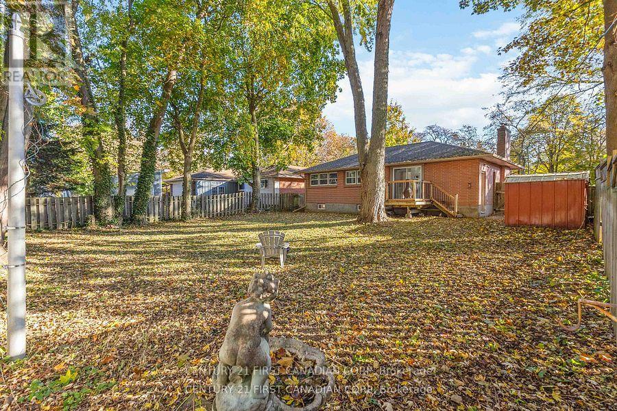 441 Belvedere Avenue, London South, Ontario  N6K 2R1 - Photo 42 - X12541890