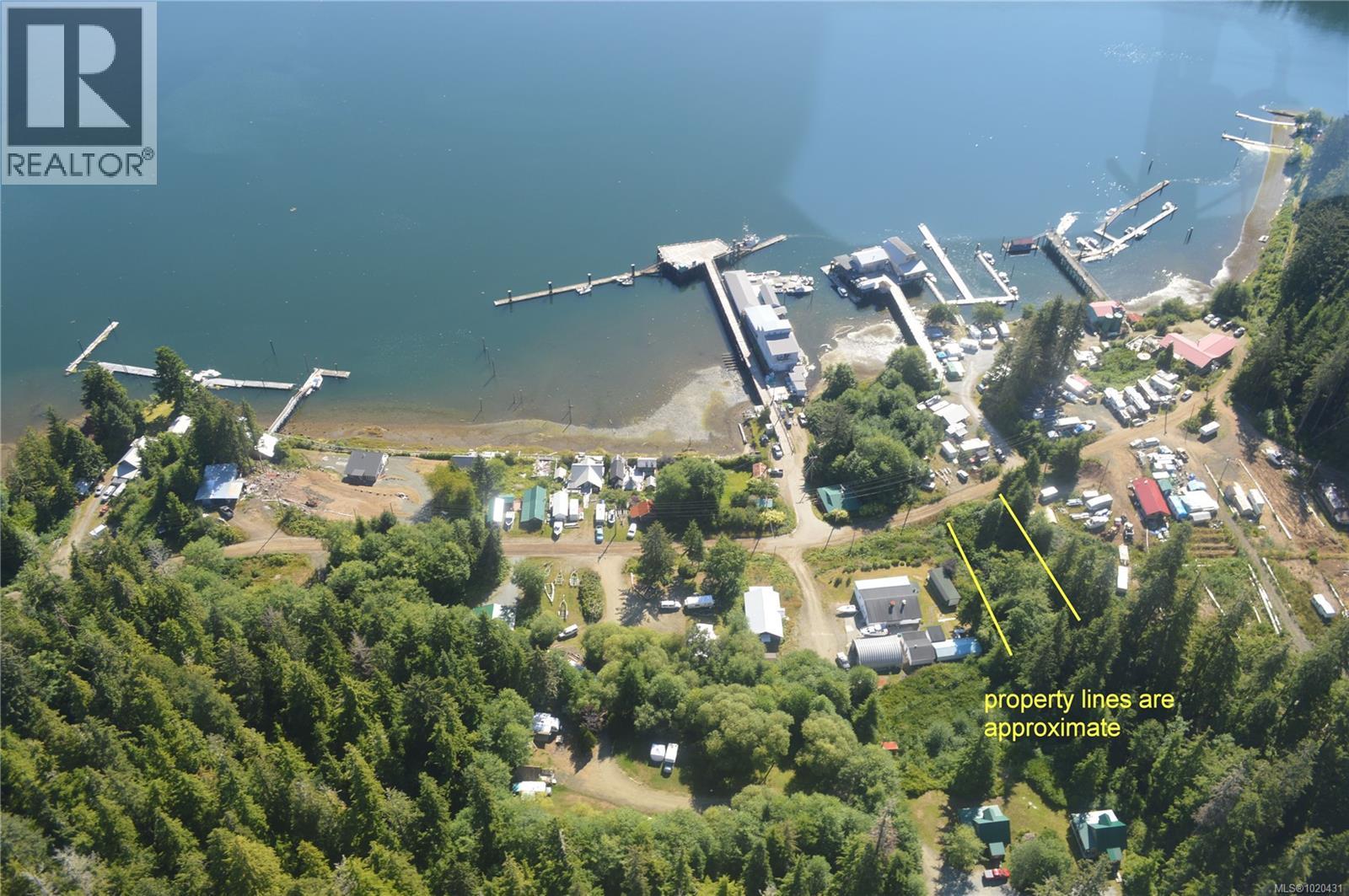 B129 Winter Harbour Rd, Winter Harbour, British Columbia  V0N 3L0 - Photo 2 - 1020431