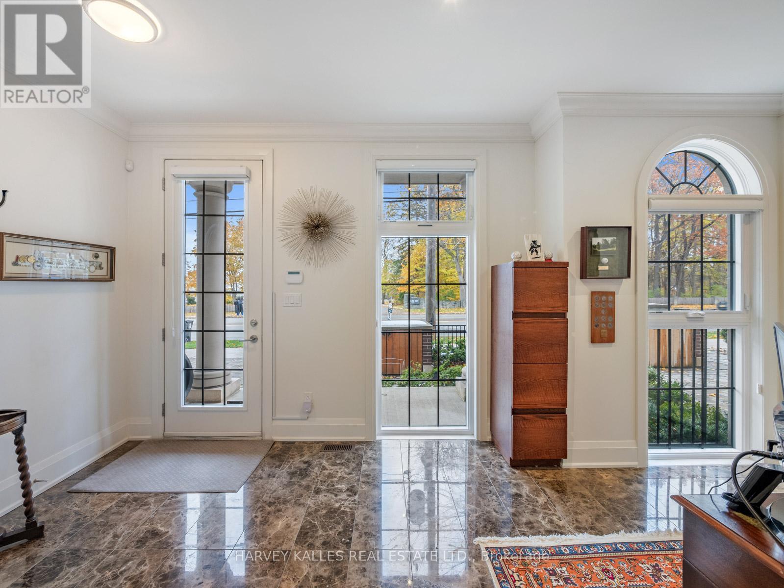 A - 2460 Bayview Avenue, Toronto, Ontario  M2L 0A3 - Photo 5 - C12493702