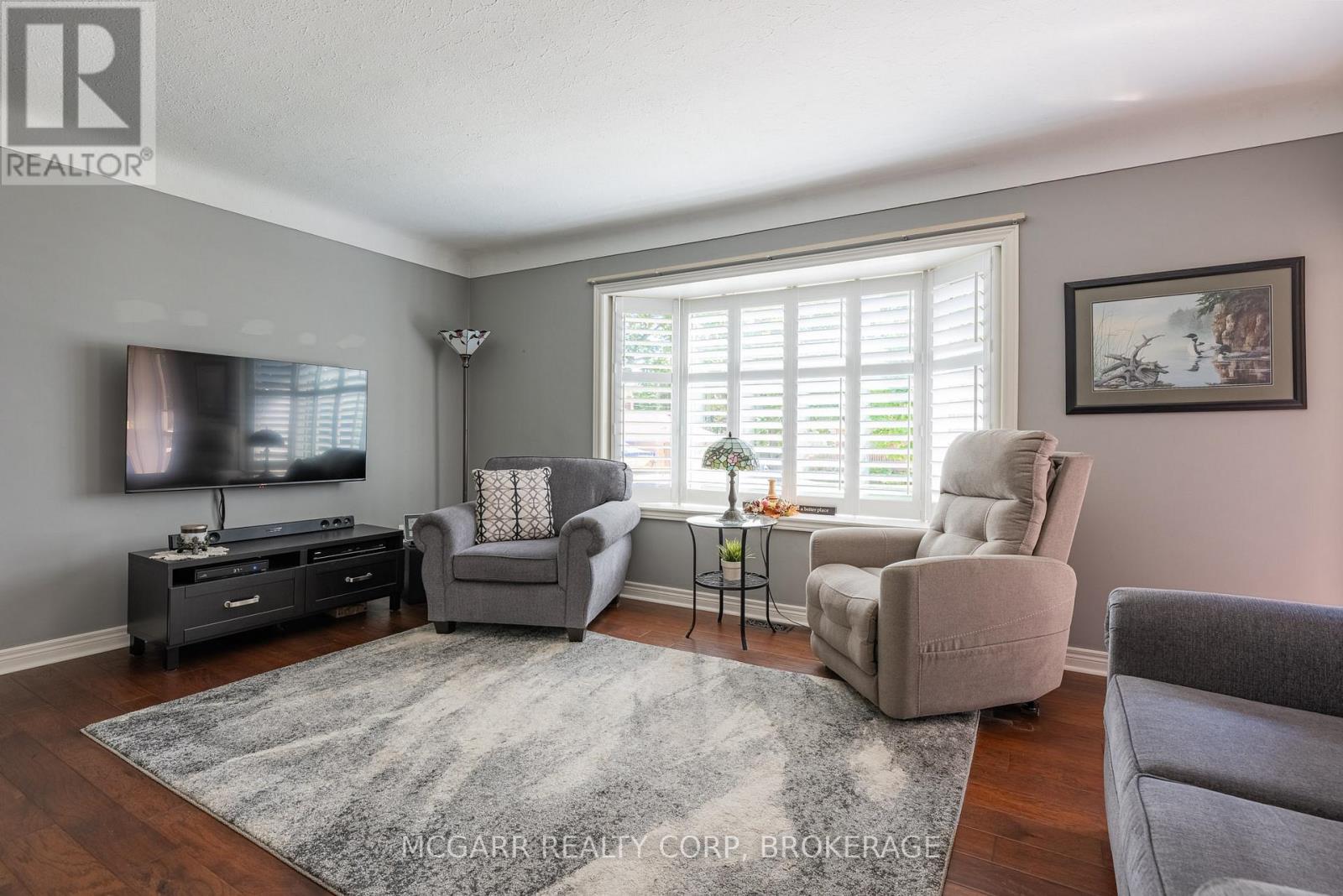 97 Else Street, St. Catharines, Ontario  L2N 2C4 - Photo 3 - X12541840