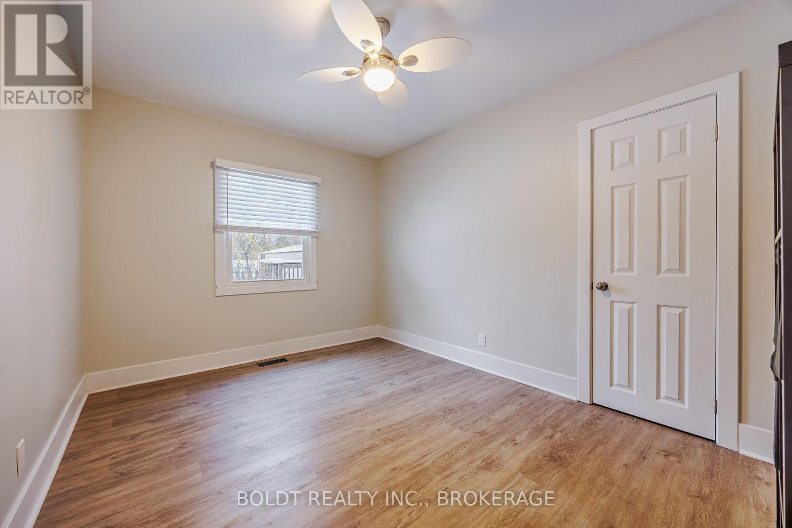 6491 Burdette Drive, Niagara Falls, Ontario L2E 5H4 - Photo 13 - X12541842