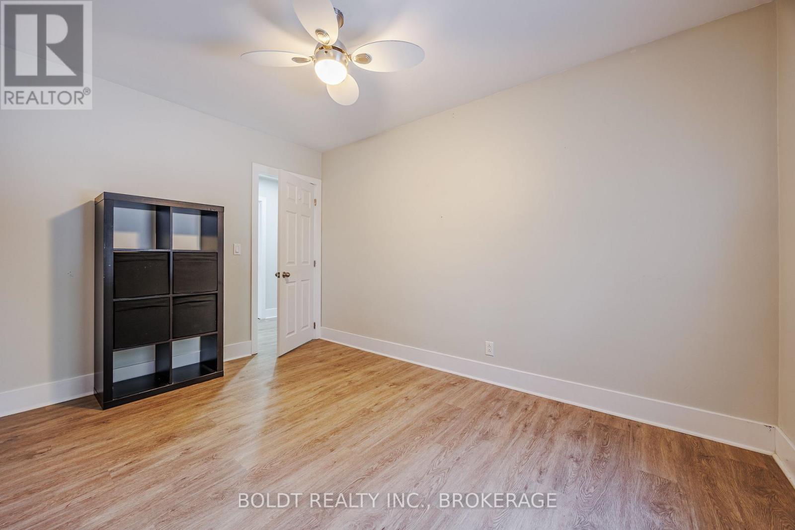 6491 Burdette Drive, Niagara Falls, Ontario L2E 5H4 - Photo 14 - X12541842