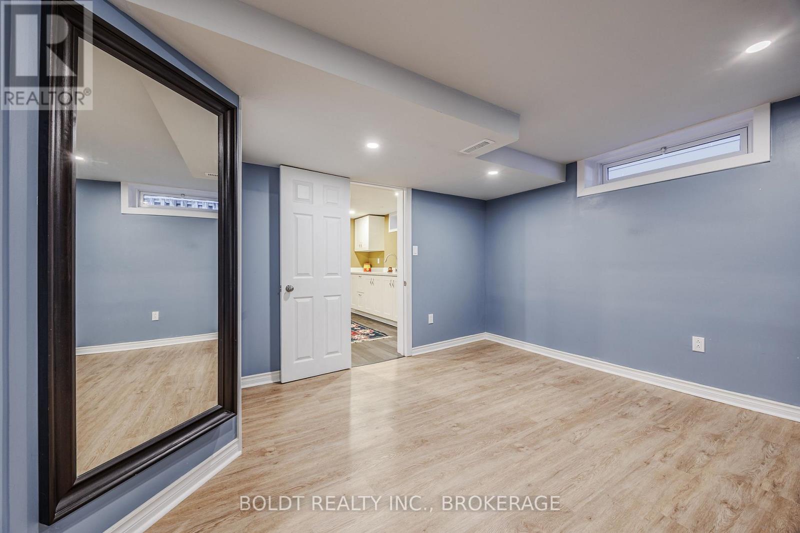 6491 Burdette Drive, Niagara Falls, Ontario L2E 5H4 - Photo 26 - X12541842