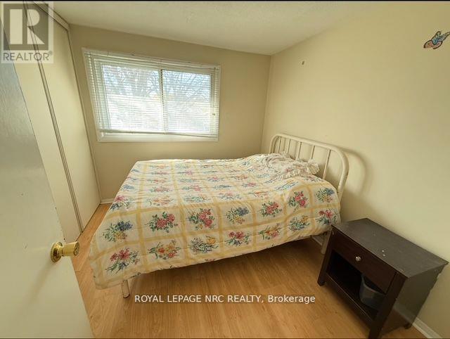 6542 Burwood Avenue, Niagara Falls, Ontario  L2H 1Z7 - Photo 5 - X12541922