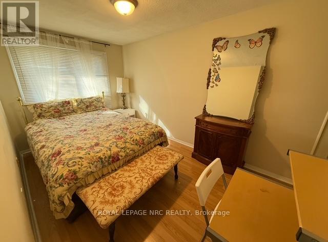 6542 Burwood Avenue, Niagara Falls, Ontario  L2H 1Z7 - Photo 6 - X12541922