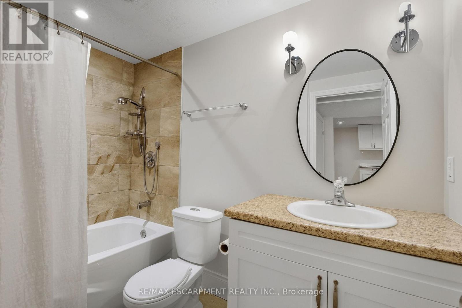 Lower - 2165 Fairchild Boulevard, Burlington, Ontario  L7P 3P6 - Photo 16 - W12541642