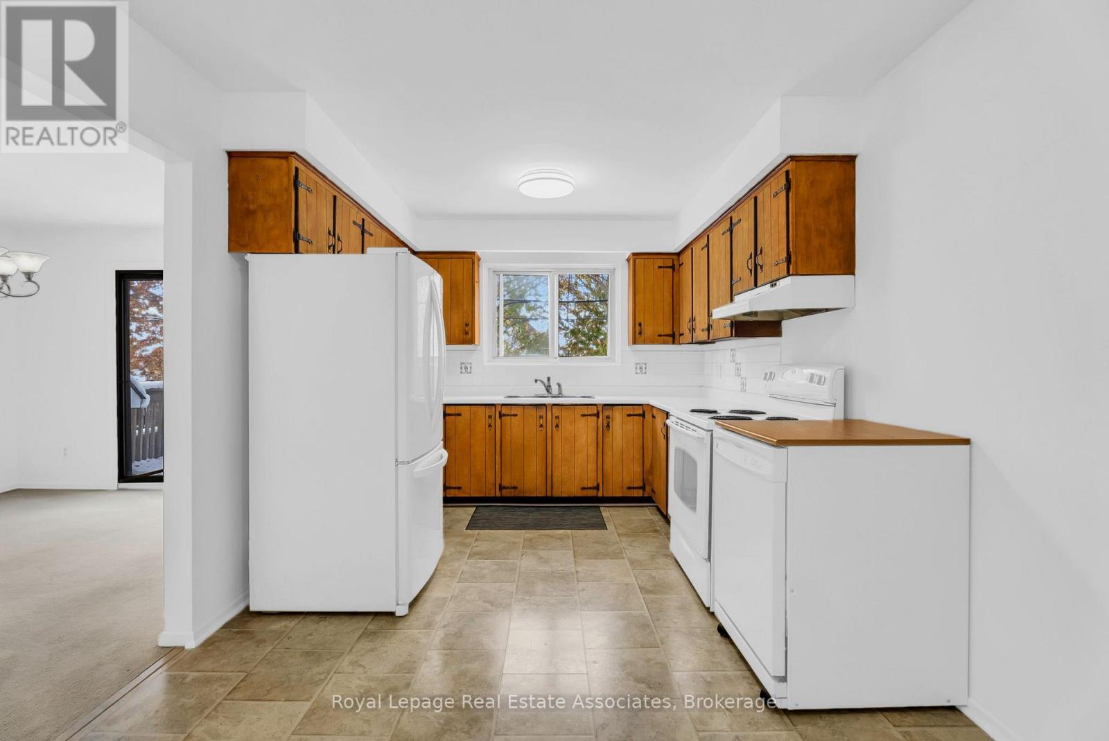 97 Bruce Beer Drive, Brampton, Ontario  L6V 2Z7 - Photo 17 - W12541662