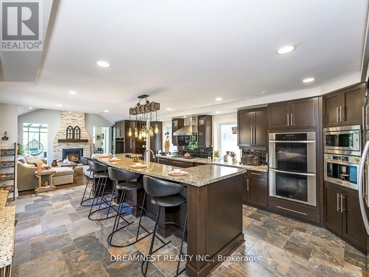 11132 Mcfarland Court, Milton, Ontario  L0P 1B0 - Photo 21 - W12541690