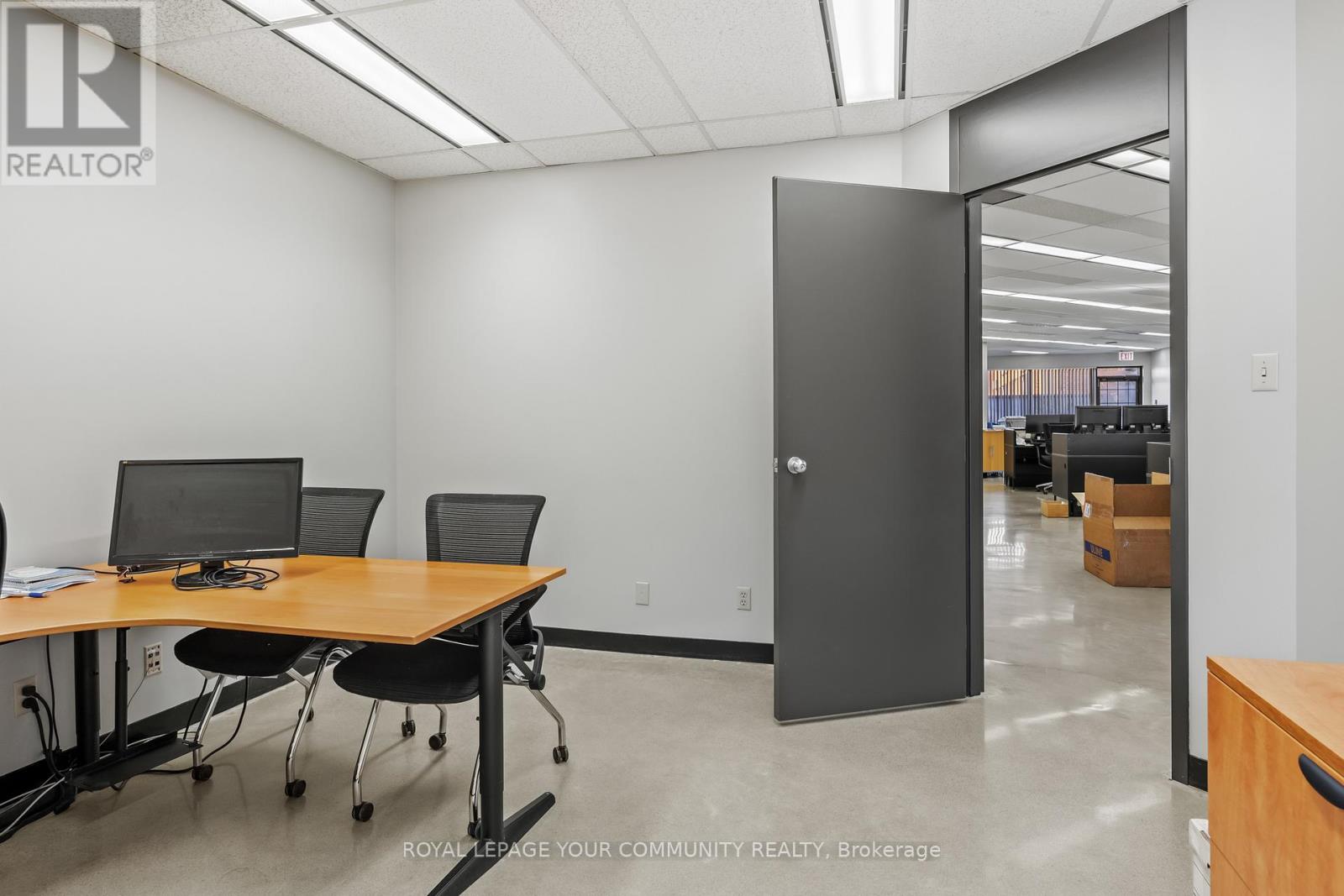 785 Arrow Road, Toronto, Ontario  M9M 2L4 - Photo 13 - W12541722