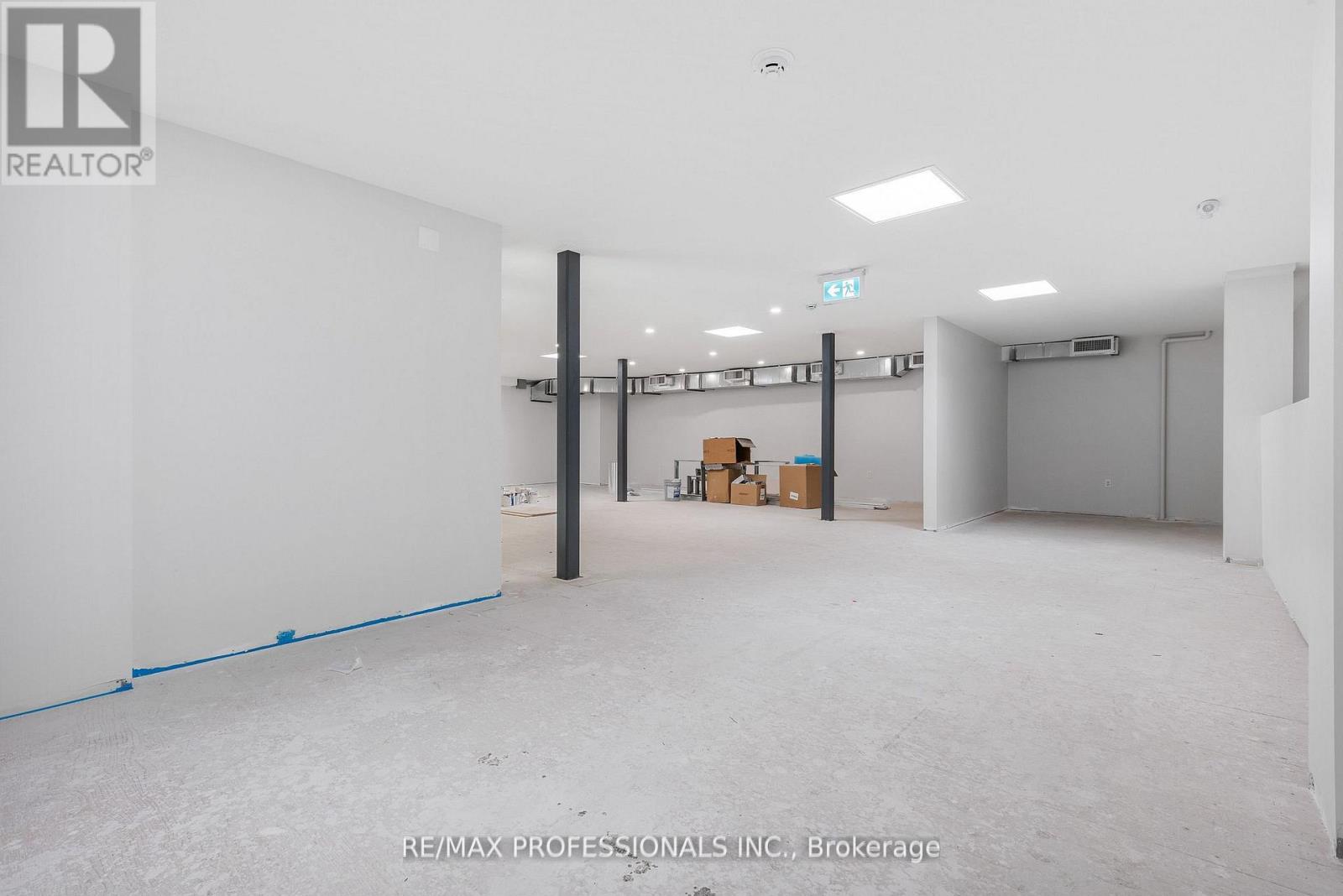 2nd Floor - 430 Browns Line, Toronto, Ontario  M8W 3T9 - Photo 12 - W12541730