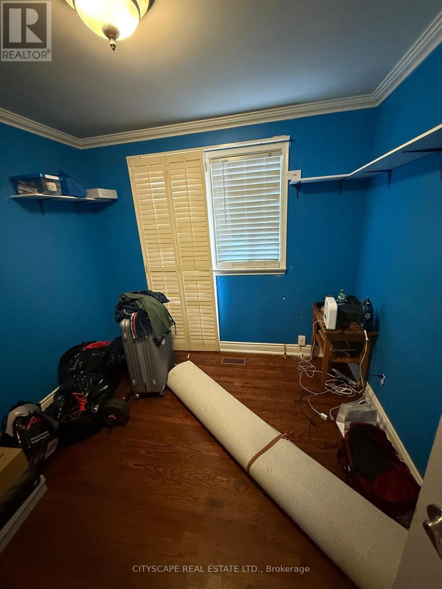 Upper - 12 Pagoda Place, Toronto, Ontario  M9V 2V2 - Photo 11 - W12541748