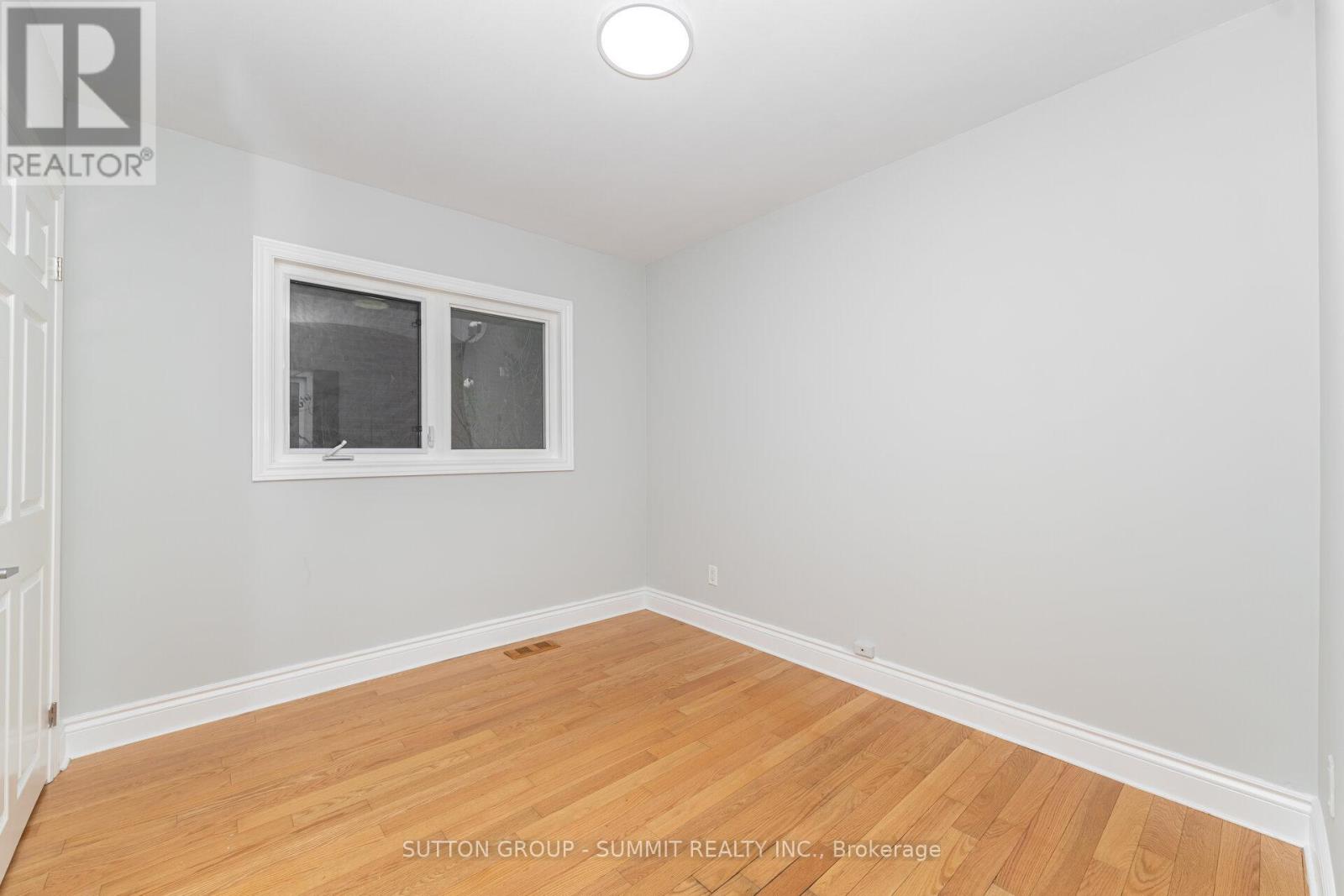 3018 Dalehurst Drive, Mississauga, Ontario  L5N 6M8 - Photo 24 - W12541750