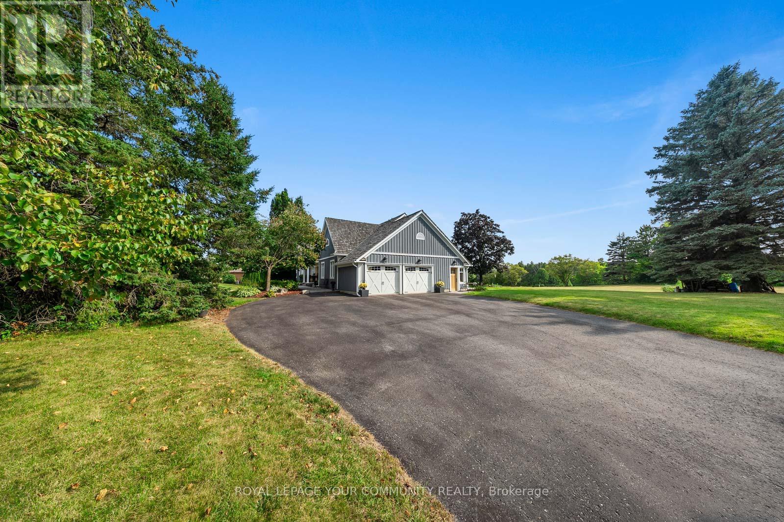 6 Creekside Court, Caledon, Ontario  L7E 0B3 - Photo 4 - W12541764