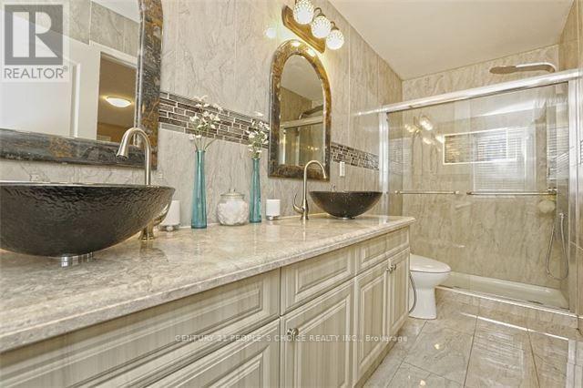 Upper - 6 Donomore Drive, Brampton, Ontario  L7A 0S8 - Photo 12 - W12541780