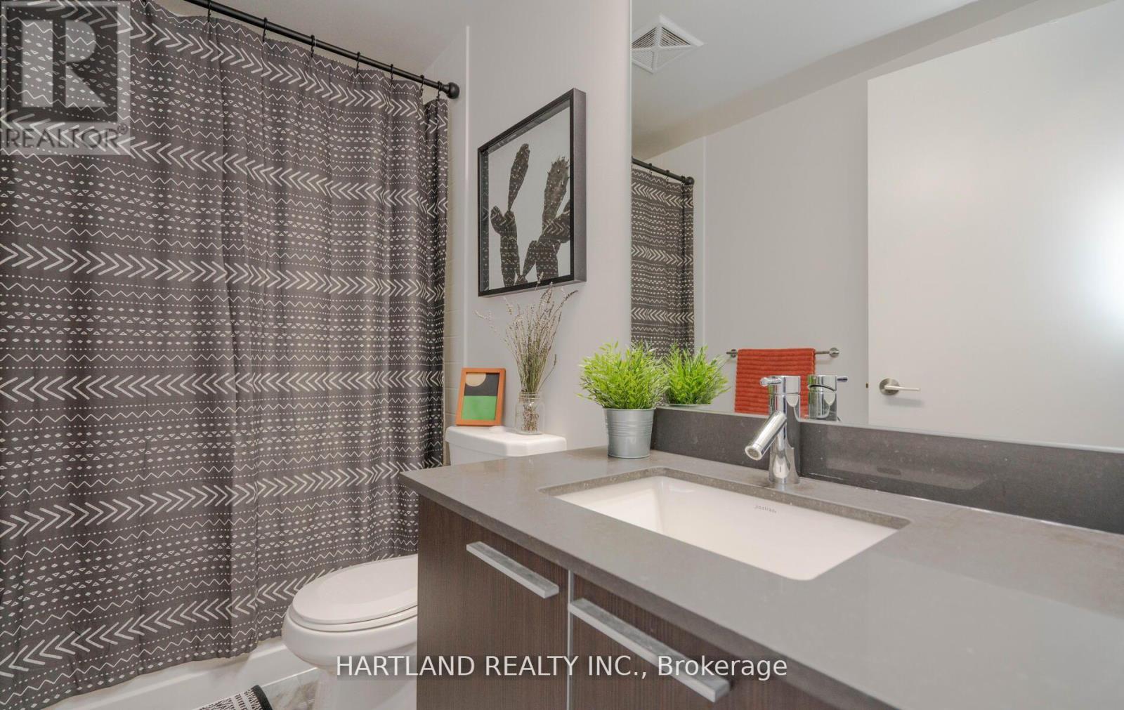 3302 - 10 Park Lawn Road, Toronto, Ontario  M8V 0H9 - Photo 12 - W12541834