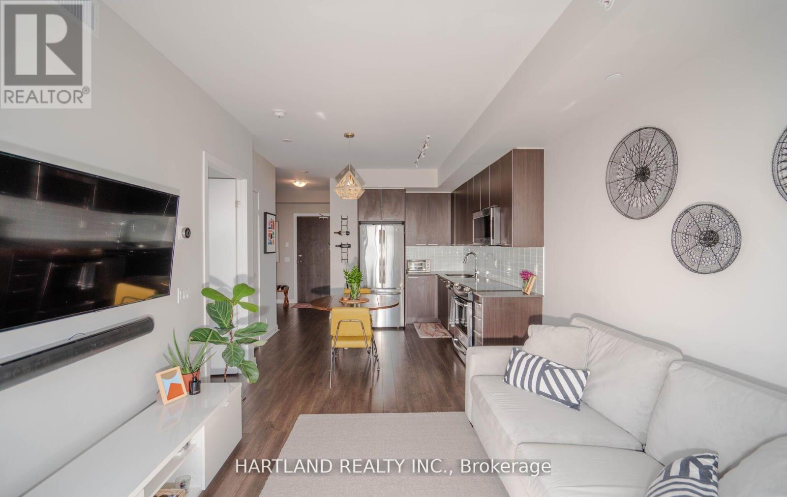 3302 - 10 Park Lawn Road, Toronto, Ontario  M8V 0H9 - Photo 7 - W12541834