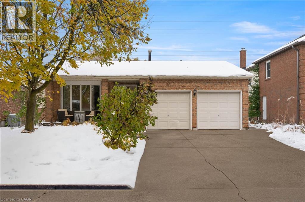 50 OLD FOREST Crescent, Kitchener, Ontario