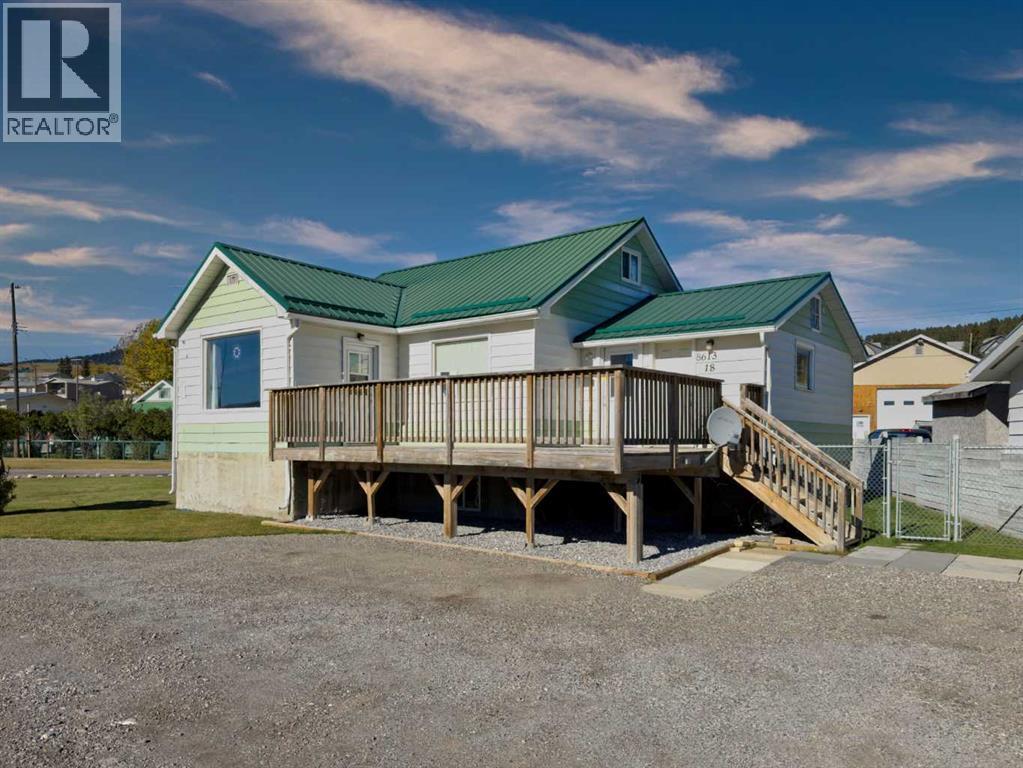 8613 18 Avenue, Coleman, Alberta  T0K 0M0 - Photo 1 - A2260376