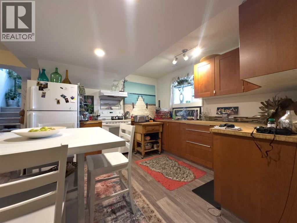 8613 18 Avenue, Coleman, Alberta  T0K 0M0 - Photo 12 - A2260376