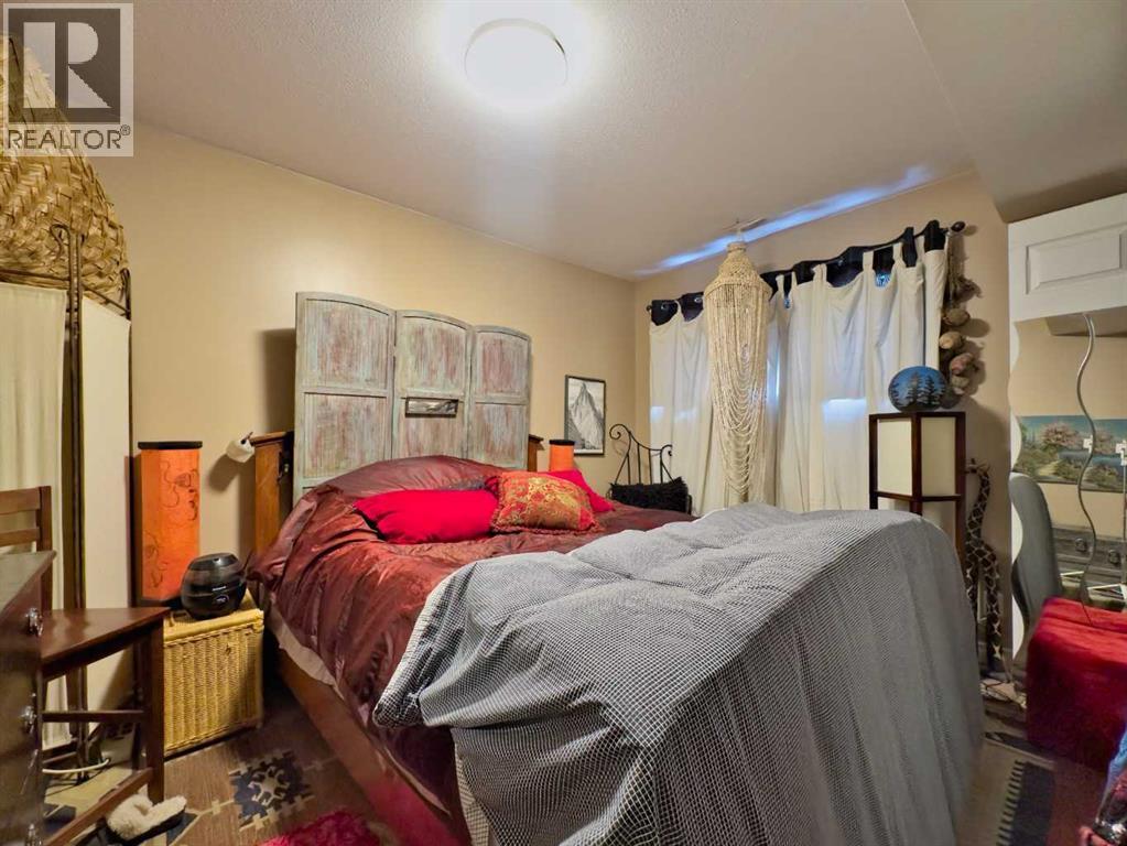 8613 18 Avenue, Coleman, Alberta  T0K 0M0 - Photo 14 - A2260376